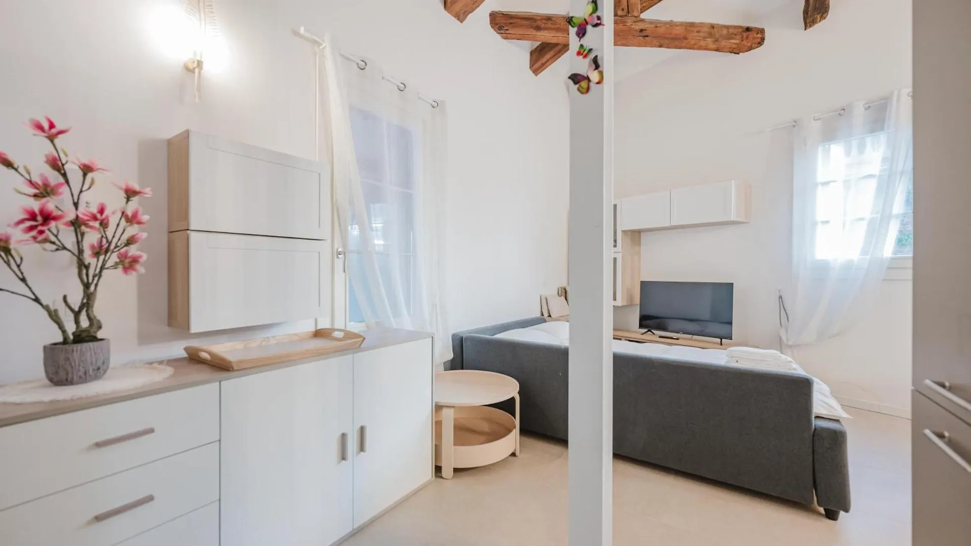 Casa Dell'Aquila - Murano - 10 Min From Venice - Wifi