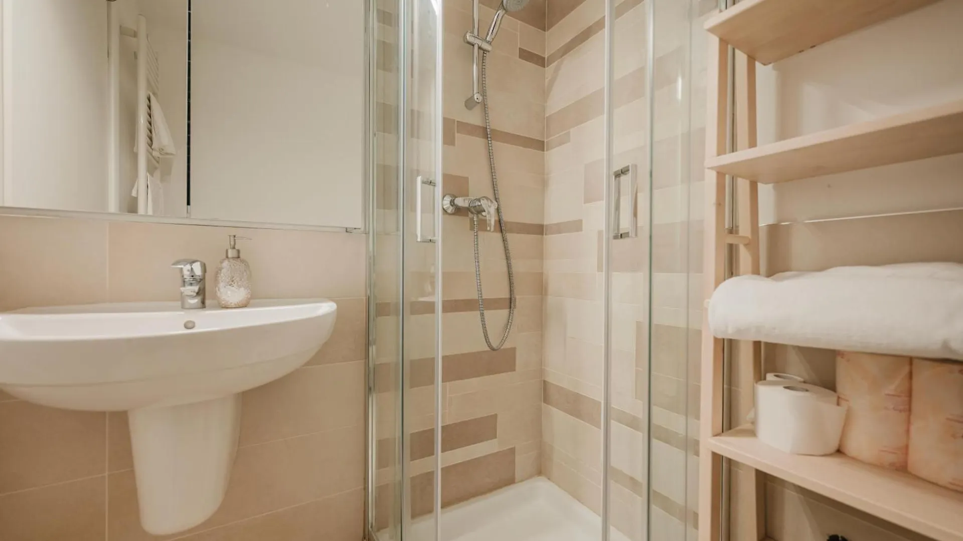 Casa Dell'Aquila - Murano - 10 Min From Venice - Wifi Italia
